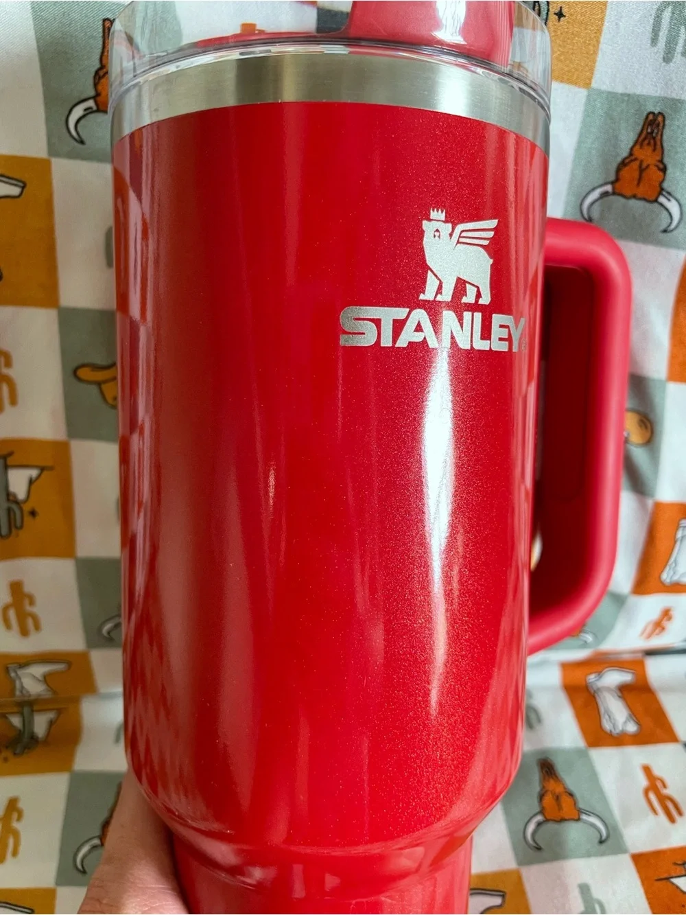 elf Special Edition 40 oz Stanley Bright Red Glitter Insulated Tumbler - Picture 3 of 8
